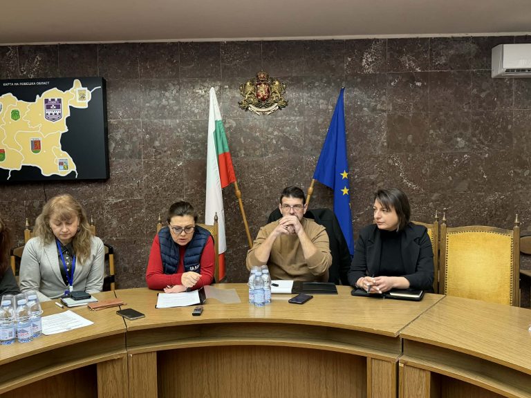 В Ловеч заседава Областната епизоотична комисия заради огнище на птичи грип край Вълчитрън