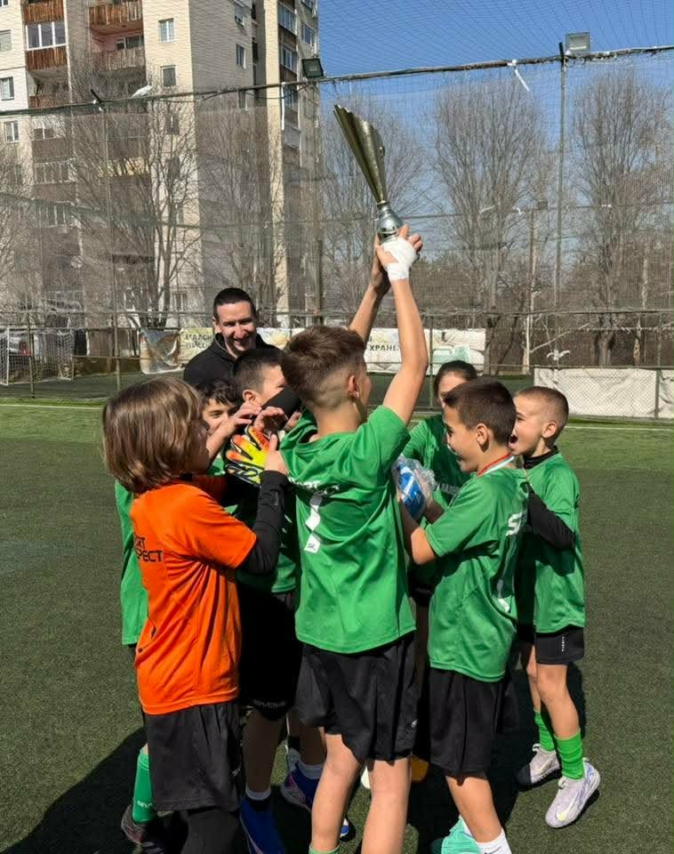 ОУ”Валери Петров”-Плевен спечели турнира „Училищни лъвчета”