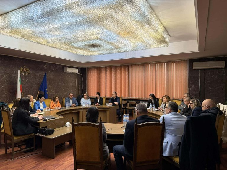 Областният управител на Ловеч проведе среща за изборите