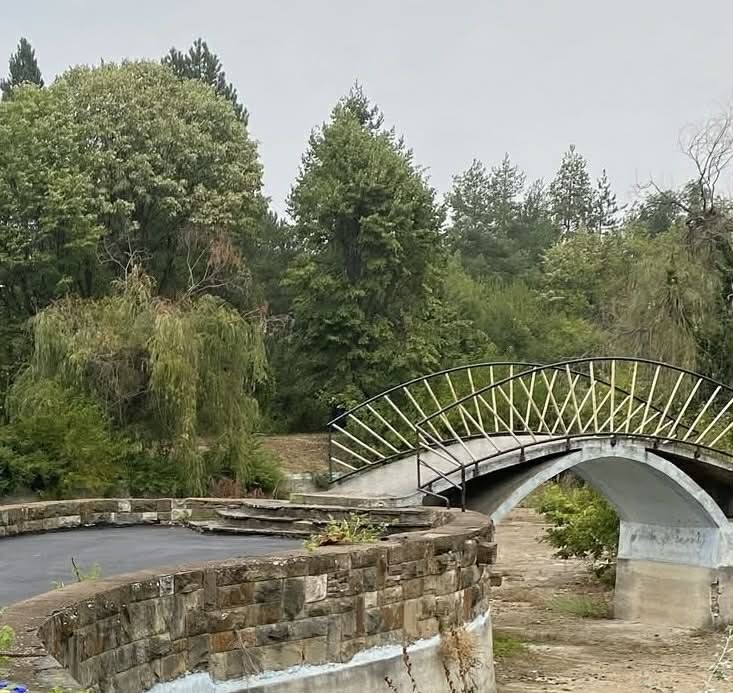 Инициатива по почистване в парка „Стратеш“ в Ловеч