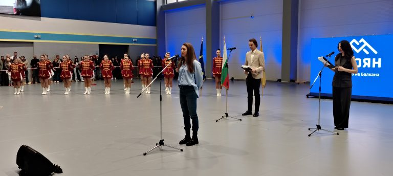 Троян посрещна олимпийската медалистка Лора Христова с тържествена церемония в новата спортна зала