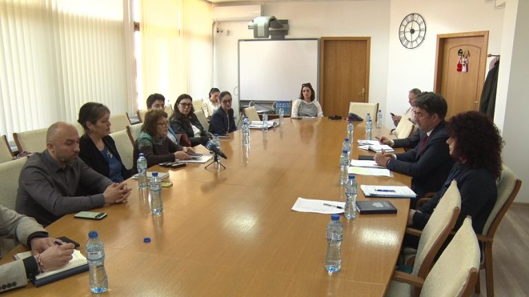 Проведоха работна среща за реконструкция на водопровод „Черни Осъм“(видео)