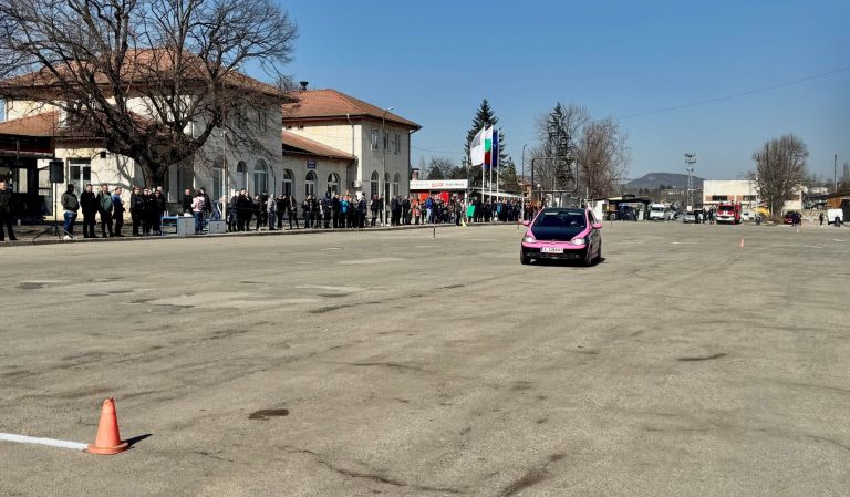Автомобилно състезание  в Ловеч