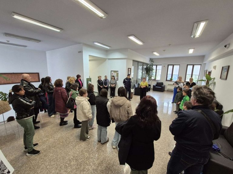 В Тетевен наградиха участниците в конкурс „С очите си видях бедата“