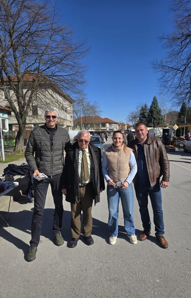 Кандидат депутати от „Прогресивна България“ за 11 МИР – Ловеч се срещнаха с жители на Лесидрен