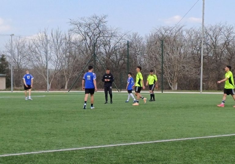 Единадесет плевенски отбора в шест вида спорт продължават участие на зонален етап в Ученическите игри