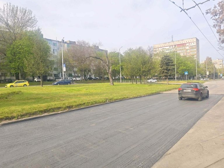 Община Плевен стартира текущите ремонти на уличната мрежа