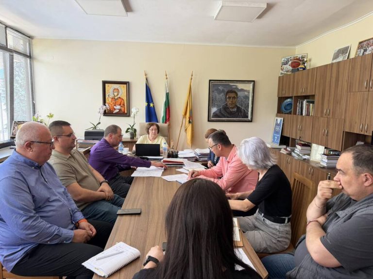 В Троян обсъдиха конкретни действия след проливните дъждове