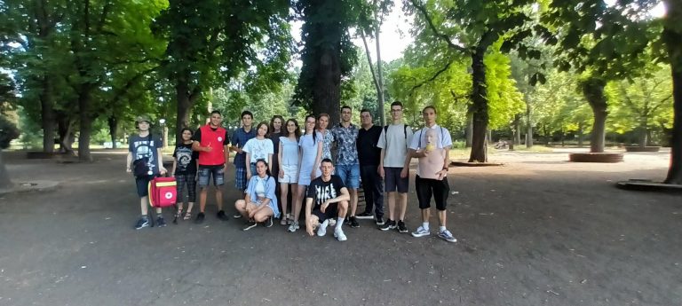 Областният координатор на БМЧК – Ловеч проведе обучение по първа долекарска помощ за деца от Клуба по биология към БАН