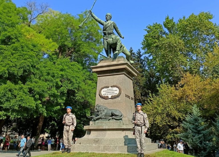 141 години от Съединението на Княжество България с Източна Румелия ще отбележат в Плевен